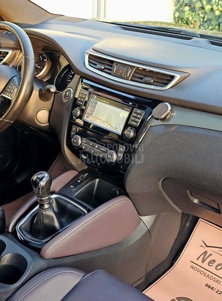 Nissan Qashqai 1.5  dCi Tekna