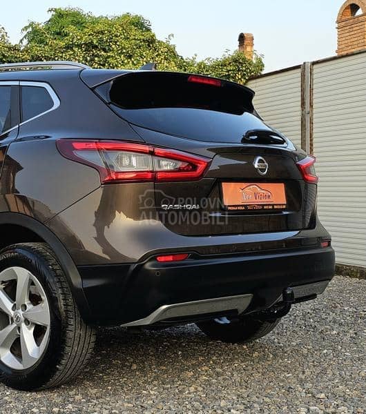 Nissan Qashqai 1.5  dCi Tekna