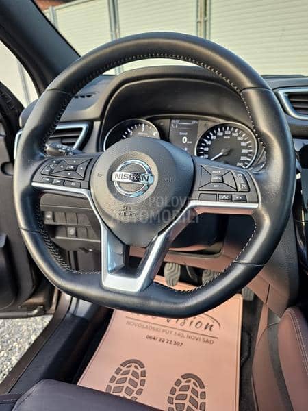 Nissan Qashqai 1.5  dCi Tekna