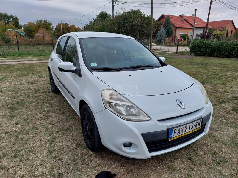 Renault Clio 1.2 16v Authentique