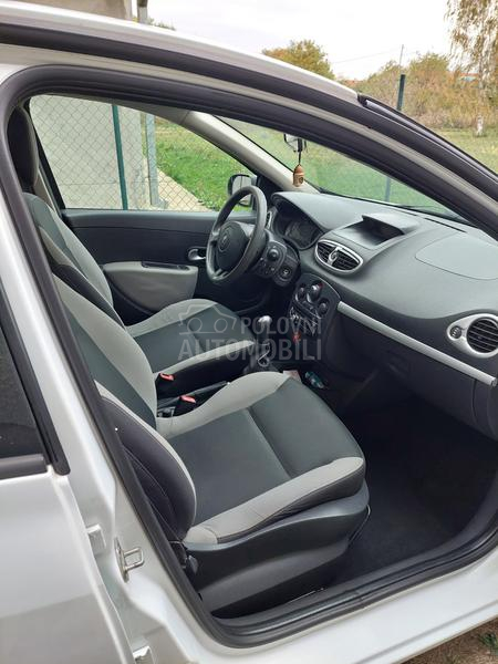 Renault Clio 1.2 16v Authentique