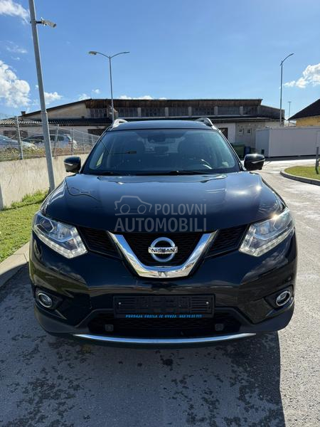 Nissan X-Trail 1.6 b TEKNA