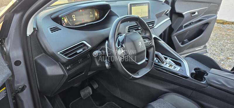Peugeot 3008 1.6hdi allure t.o.p