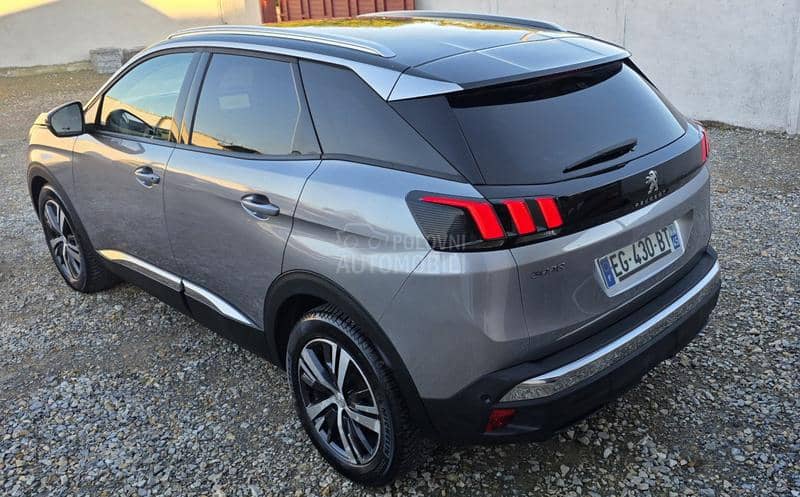 Peugeot 3008 1.6hdi allure t.o.p