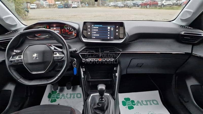 Peugeot 208 NAVlG/KREDlT