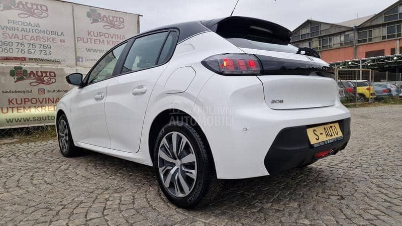Peugeot 208 NAVlG/KREDlT