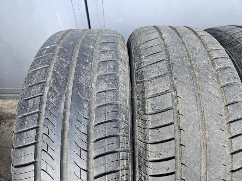 Continental 195/60 R15 Letnja