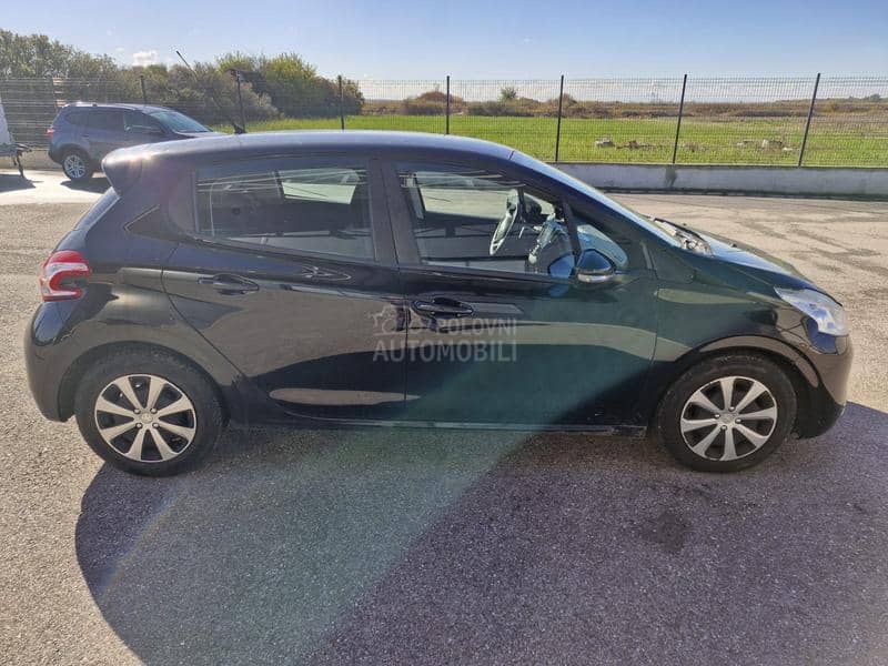 Peugeot 208 1.4 HDI Allure Matik