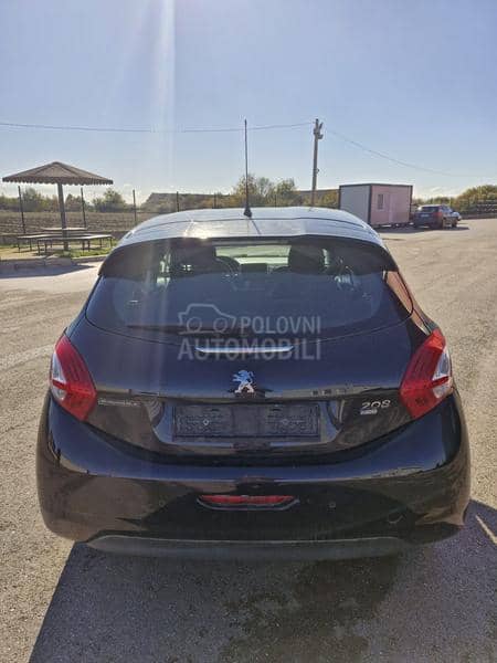 Peugeot 208 1.4 HDI Allure Matik