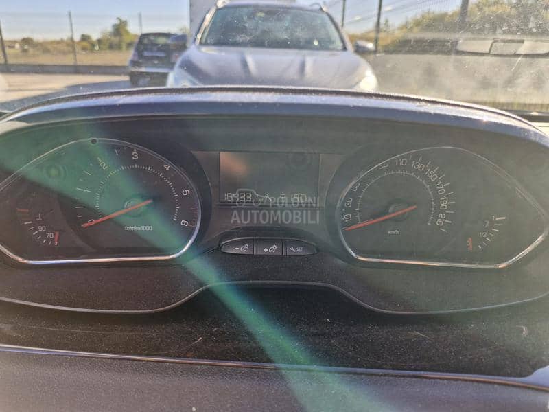 Peugeot 208 1.4 HDI Allure Matik