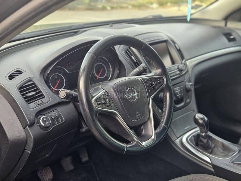 Opel Insignia 2.0 D