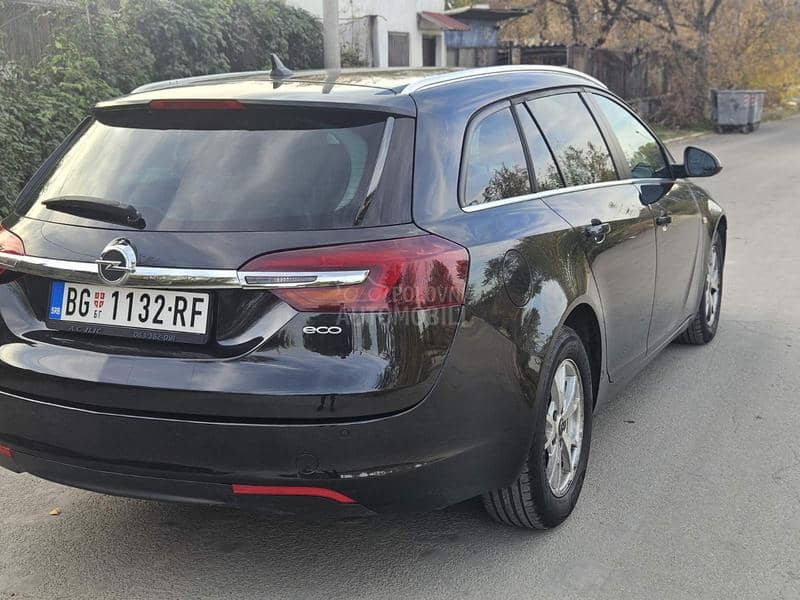 Opel Insignia 2.0 D