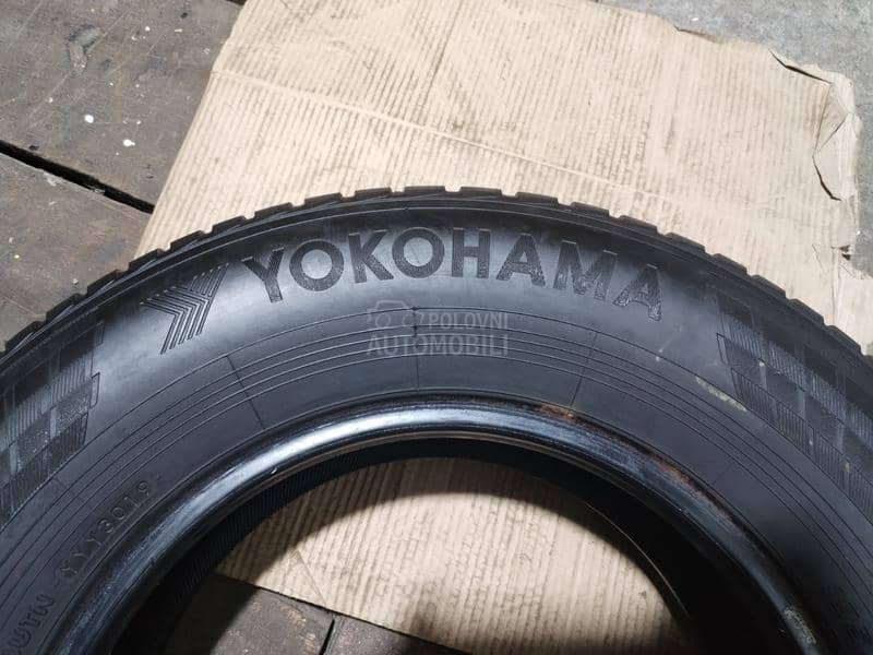 Yokohama 195/80 R15 Zimska