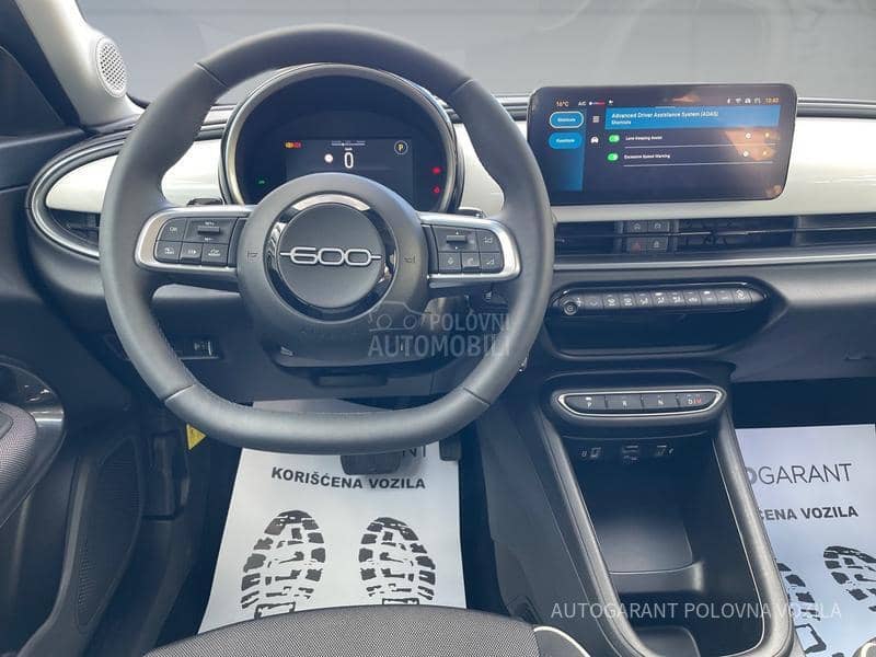 Fiat 600 1.2 DCT BASE PLUS