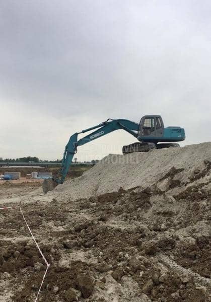 Kobelco SK200