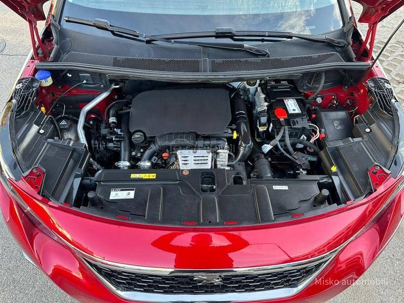 Peugeot 3008 1.2 VTi Led Kam 360