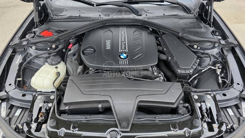 BMW 320 Xen/Nav/Kož/Led BMW 320 Xen/Nav/Kož/Led