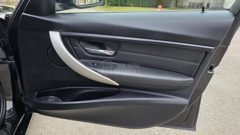 BMW 320 Xen/Nav/Kož/Led BMW 320 Xen/Nav/Kož/Led