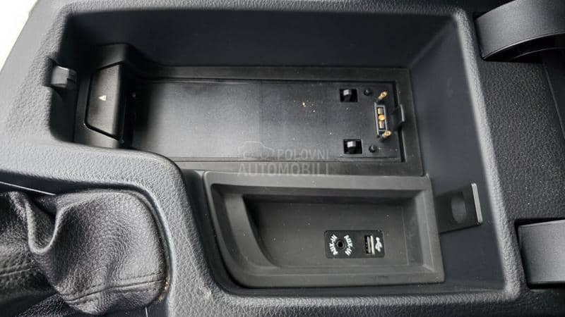 BMW 320 Xen/Nav/Kož/Led BMW 320 Xen/Nav/Kož/Led