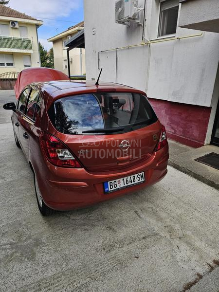 Opel Corsa D idealan za početnike
