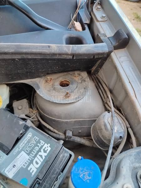 Ford Fusion 1,6  vidi oglas