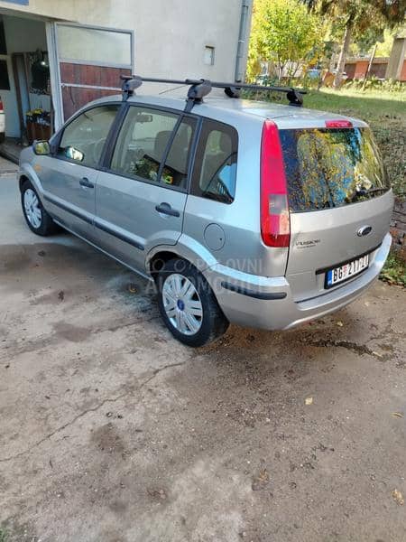 Ford Fusion 1,6  vidi oglas