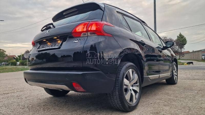Peugeot 2008 1.6 HDI ALLURE