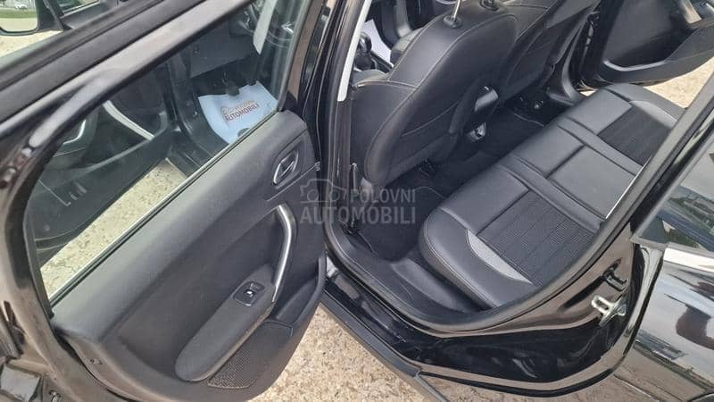 Peugeot 2008 1.6 HDI ALLURE