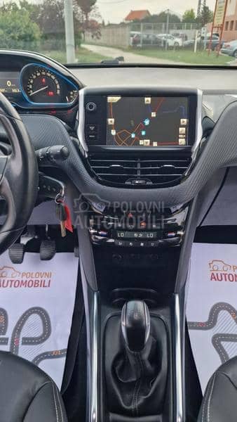 Peugeot 2008 1.6 HDI ALLURE