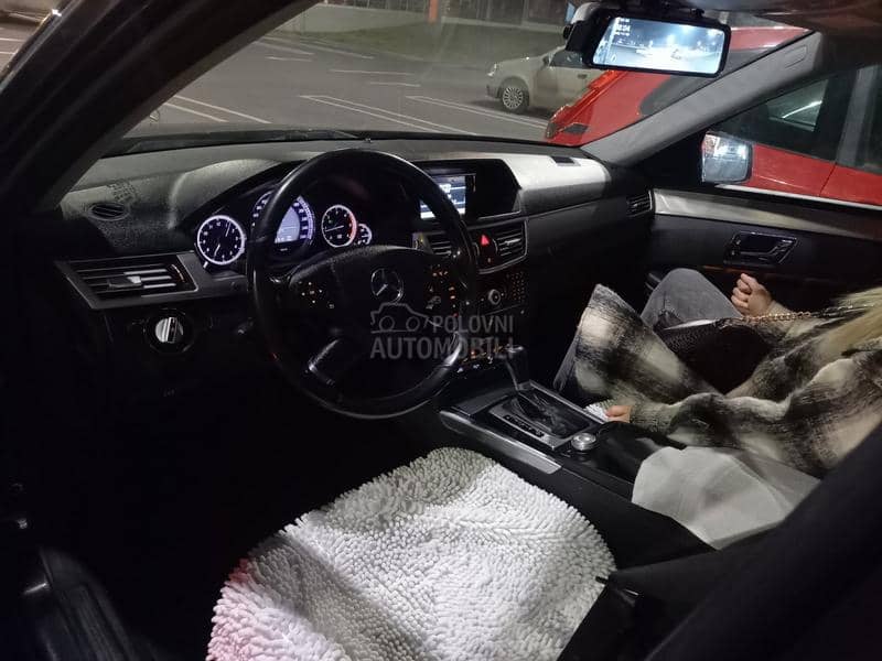 Mercedes Benz E 200 2143 Mercedes Benz E 200 2143