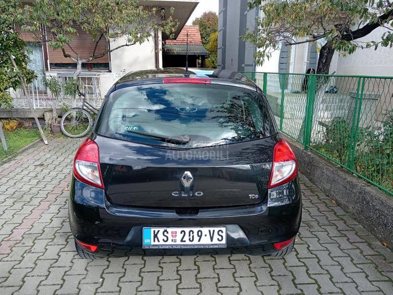 Renault Clio 1.2 OČUVAN