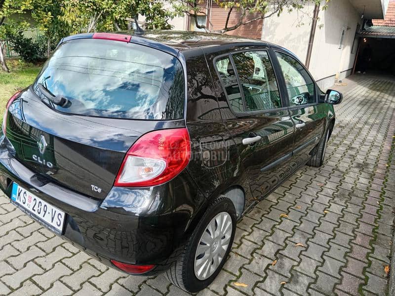 Renault Clio 1.2 OČUVAN