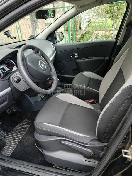 Renault Clio 1.2 OČUVAN