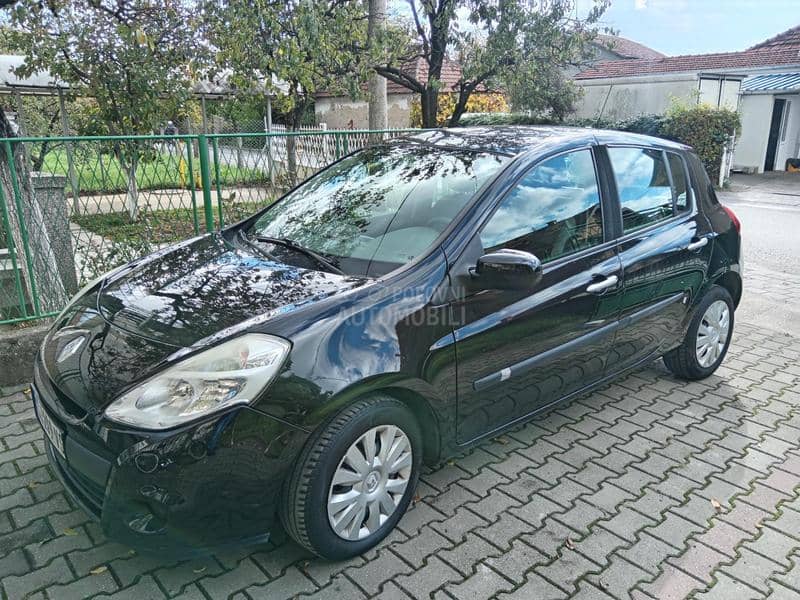 Renault Clio 1.2 OČUVAN