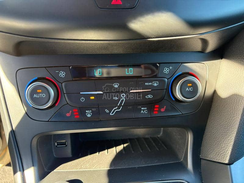 Ford Focus ST-LINE NOV