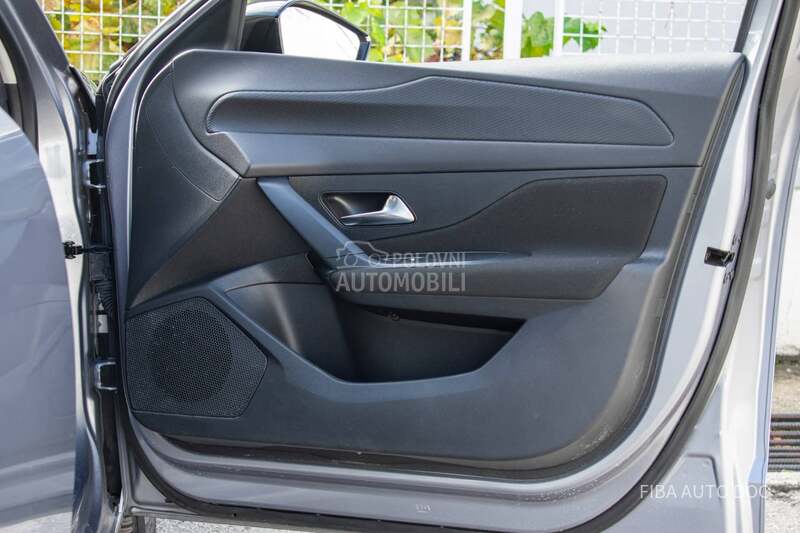 Peugeot 308 1.2  NEW EAT LED