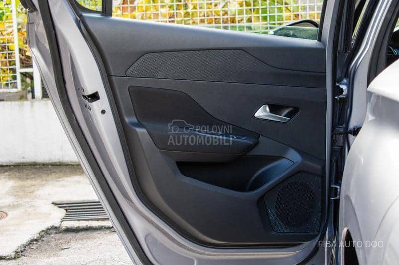 Peugeot 308 1.2  NEW EAT LED