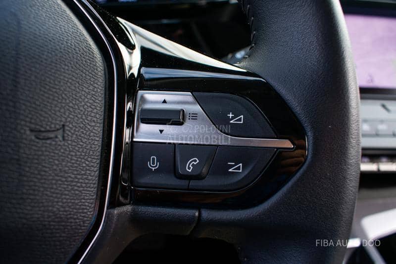 Peugeot 308 1.2  NEW EAT LED