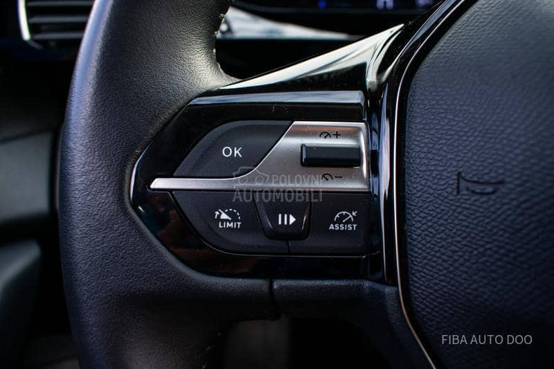 Peugeot 308 1.2  NEW EAT LED