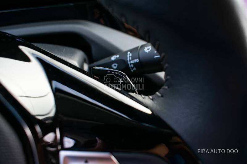 Peugeot 308 1.2  NEW EAT LED