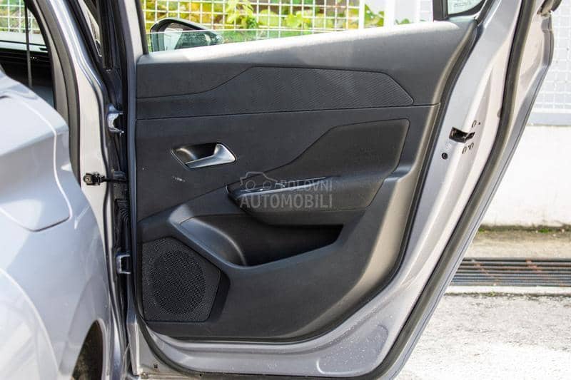 Peugeot 308 1.2  NEW EAT LED