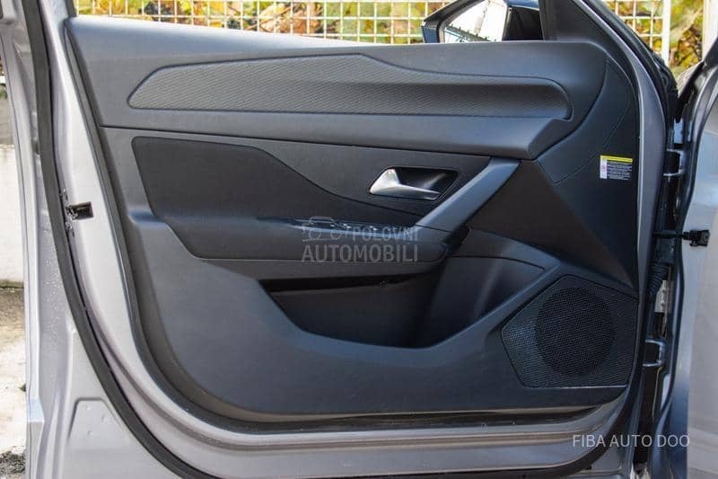 Peugeot 308 1.2  NEW EAT LED