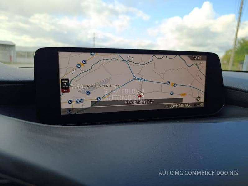 Mazda 3 AT  CEN LINE DESI