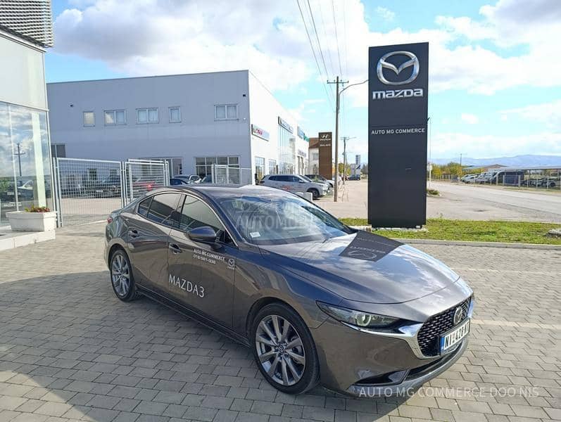 Mazda 3 AT  CEN LINE DESI
