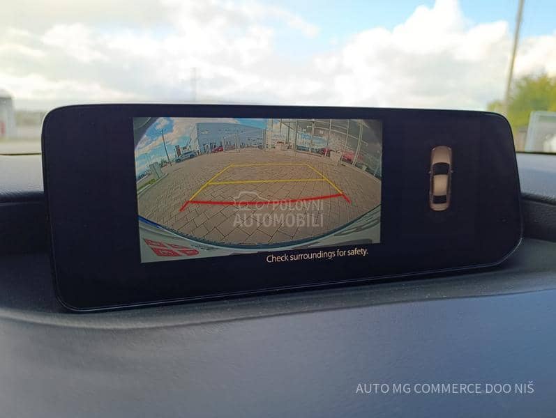 Mazda 3 AT  CEN LINE DESI