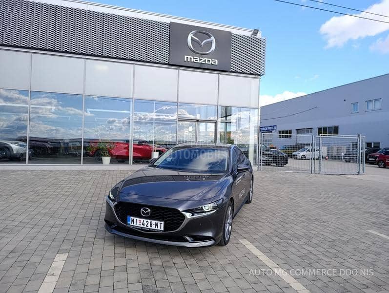 Mazda 3 AT  CEN LINE DESI