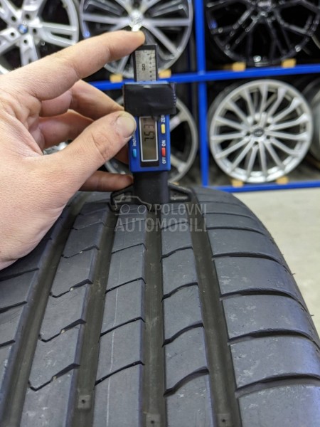 Kumho 215/45 R16 Letnja