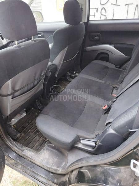 Mitsubishi Outlander 2.2