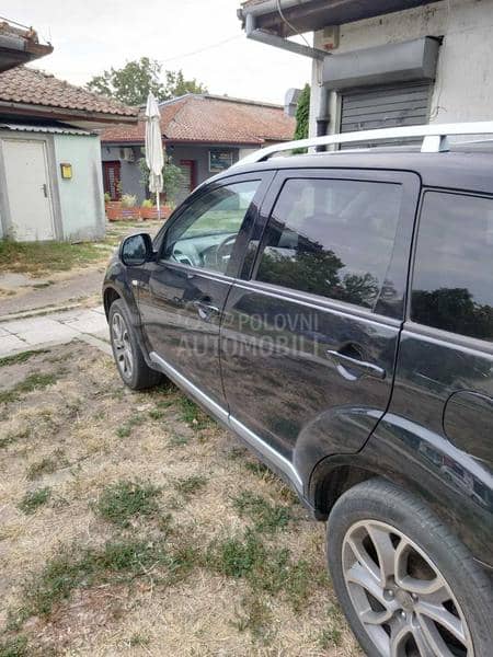 Mitsubishi Outlander 2.2