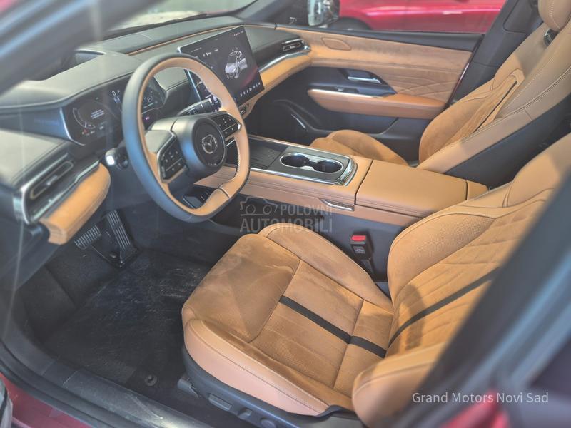 Mazda 6e TAKUMI PLUS LR